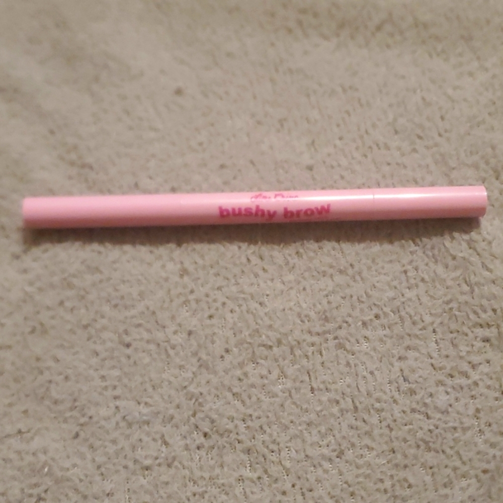 Line crime brow stick